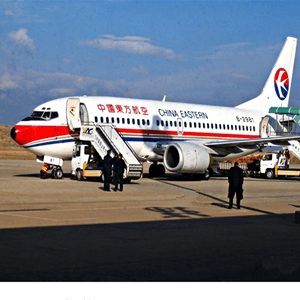 秦皇岛北戴河空运公司航空快运业稳步发展的原因是什么？